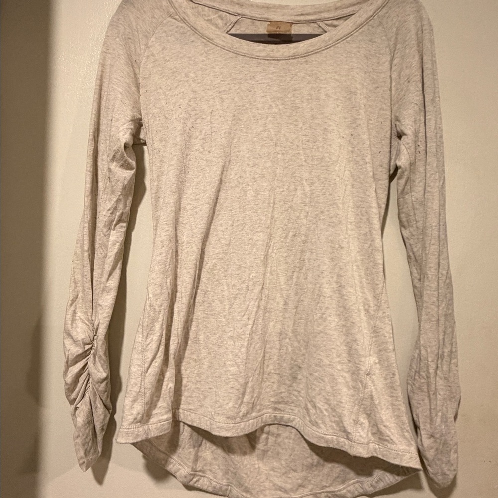 Calia by Carrie Underwood cream Long Sleeve Ruched Top
